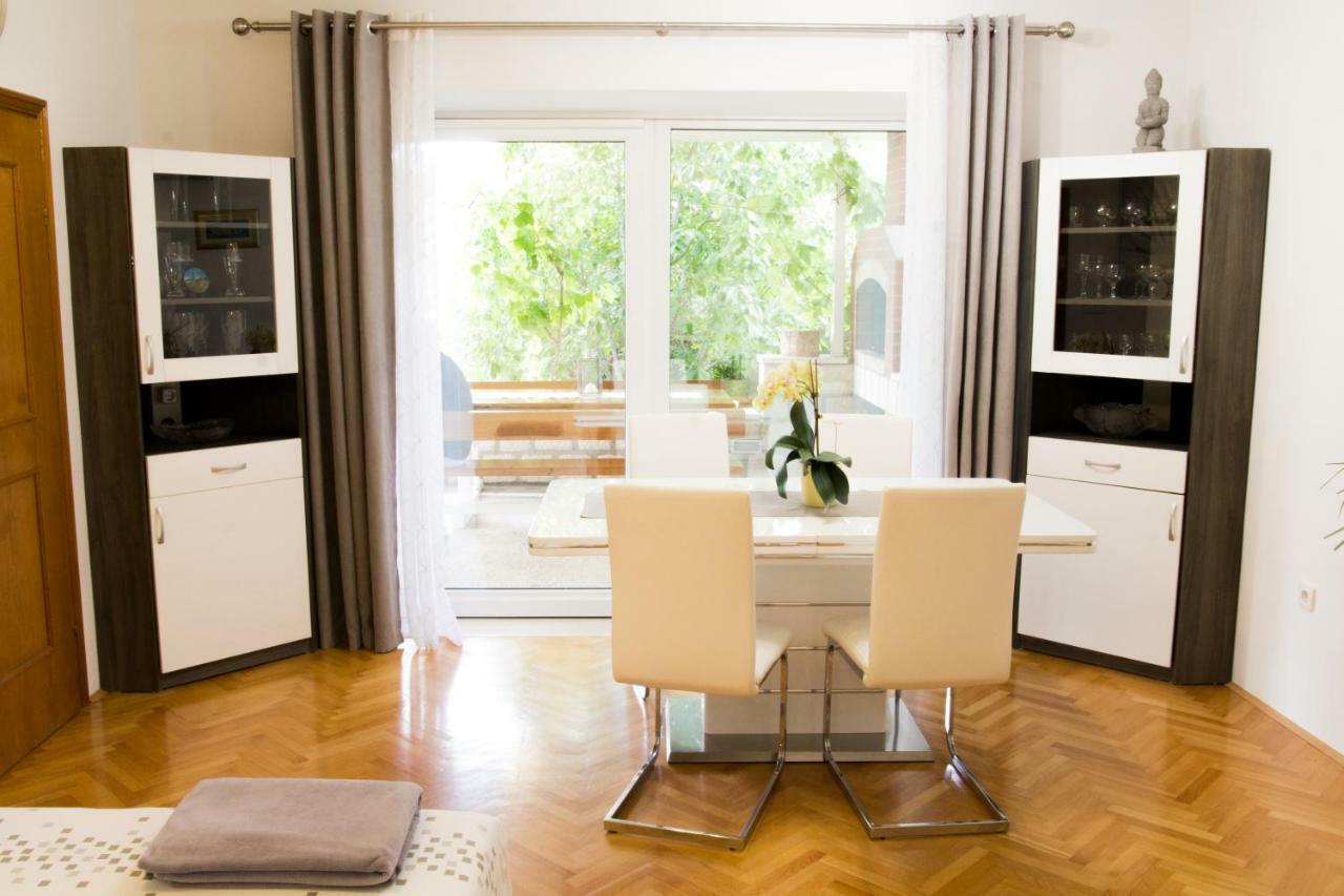 Villa Silvija 米利尼 外观 照片