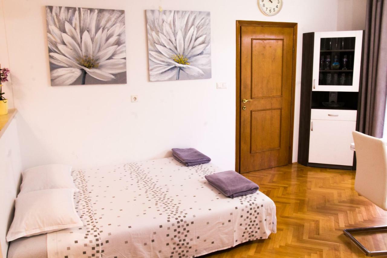 Villa Silvija 米利尼 外观 照片